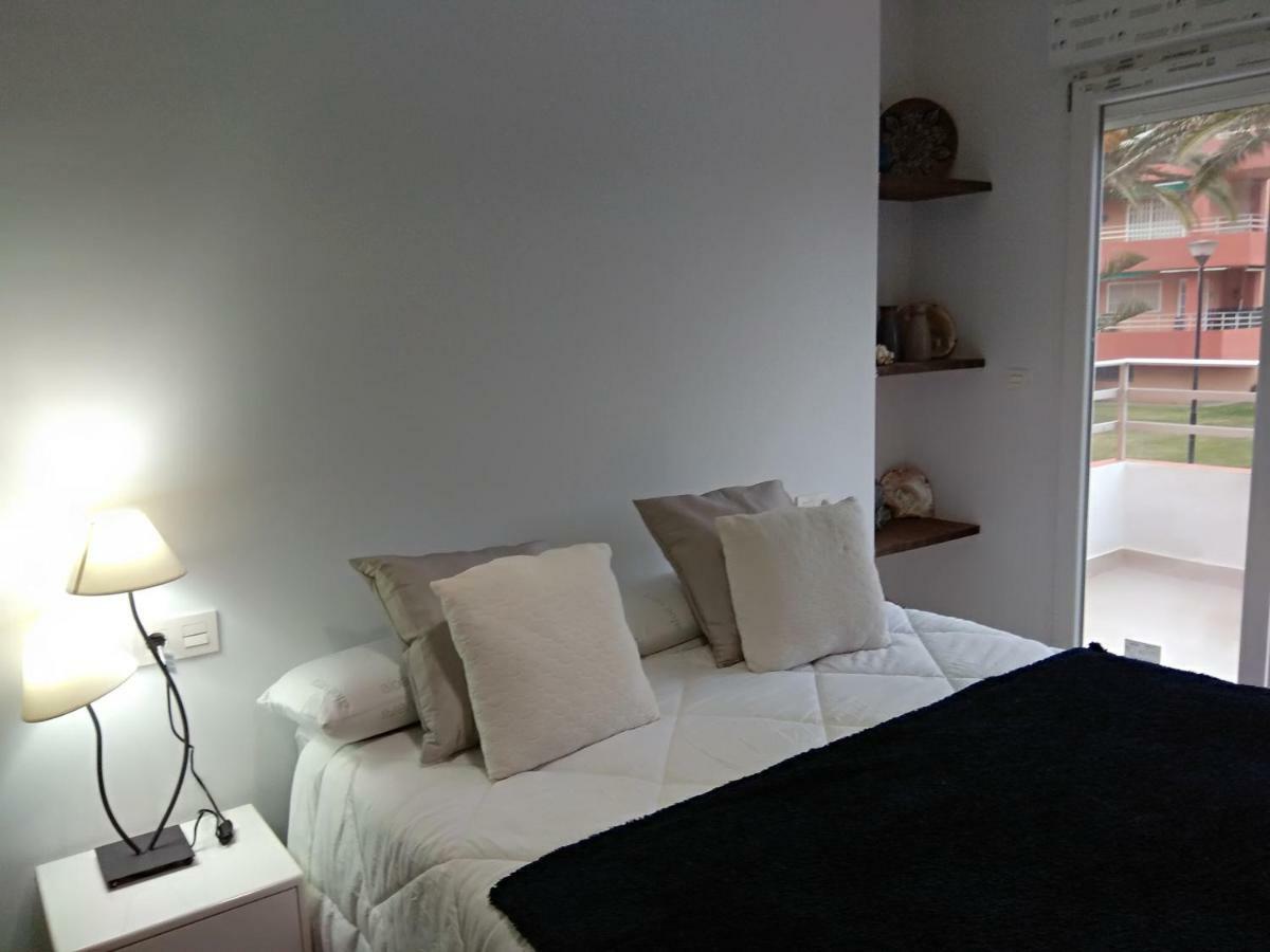 Apartamento A 150 Metros Del Mar, Parking Y Wifi Salobreña Eksteriør billede